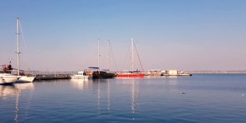 В портах не хватает места для карантина кораблей