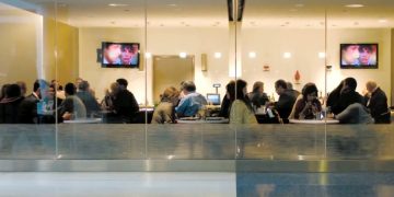 Список отмененных мероприятий возрастает с каждым днем