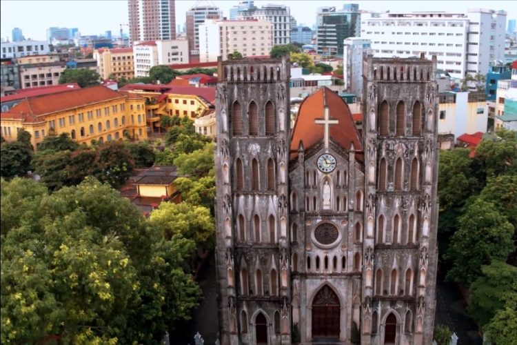 Гиды Ханоя изо всех сил пытаются развлечь туристов в условиях эпидемии