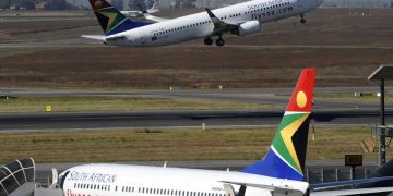 новость 15-04-2020 South African Airways репатриировала более 300 граждан ЮАР