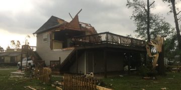 новость 25-04-2020 Сильные торнадо, наводнения и грозы обрушились на США
