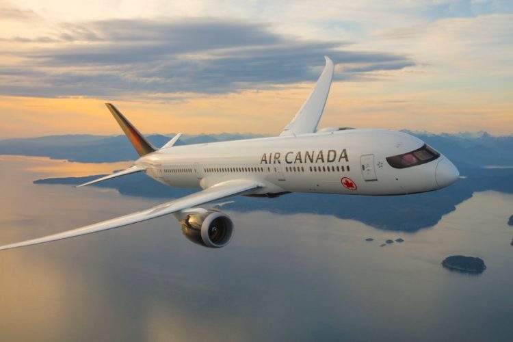 новость 23-04-2020  Air Canada приостанавливает все регулярные рейсы Канада-США