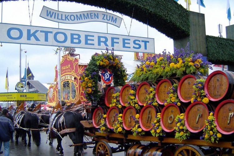 новость 21-04-2020 Крупнейший фестиваль Октоберфест отменили из-за Covid-19