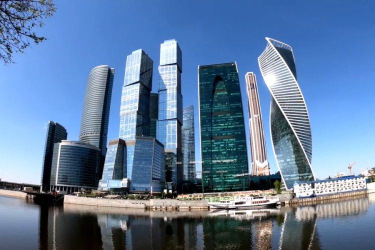 В отелях Москвы разместили 1500 медработников