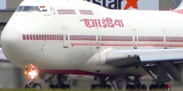 Air India увольняет 200 пилотов - и это еще не финал