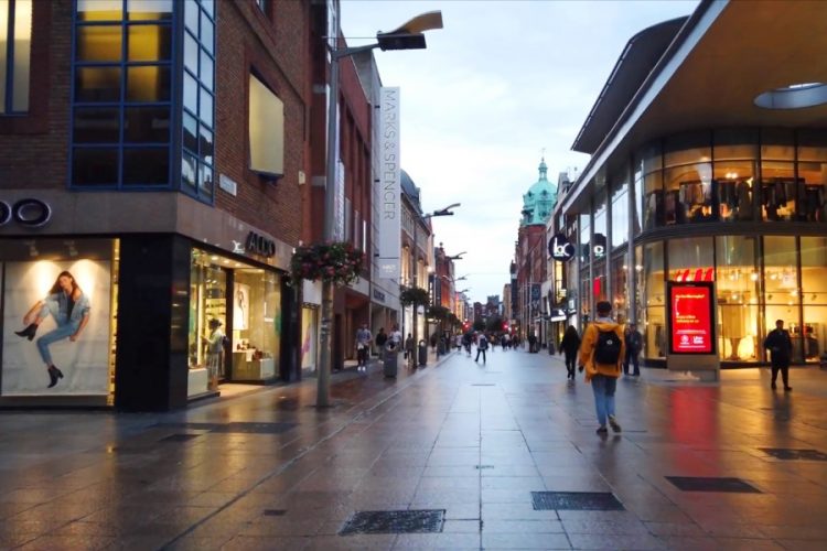 Схему помощи застрявшим за границей россиянам утвердили