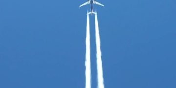 Пассажиры используют внутренние рейсы, чтобы накопить мили