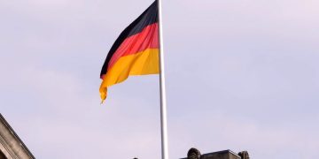 Германия постепенно выходит из карантина