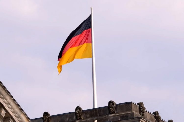 Германия постепенно выходит из карантина