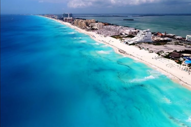 Мексика наконец разрешила британцам сойти с корабля на берег