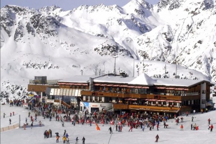 2500 туристов подают групповой иск на горнолыжный курорт Австрии