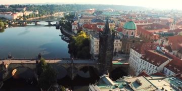 О послаблении карантина заявила Чехия