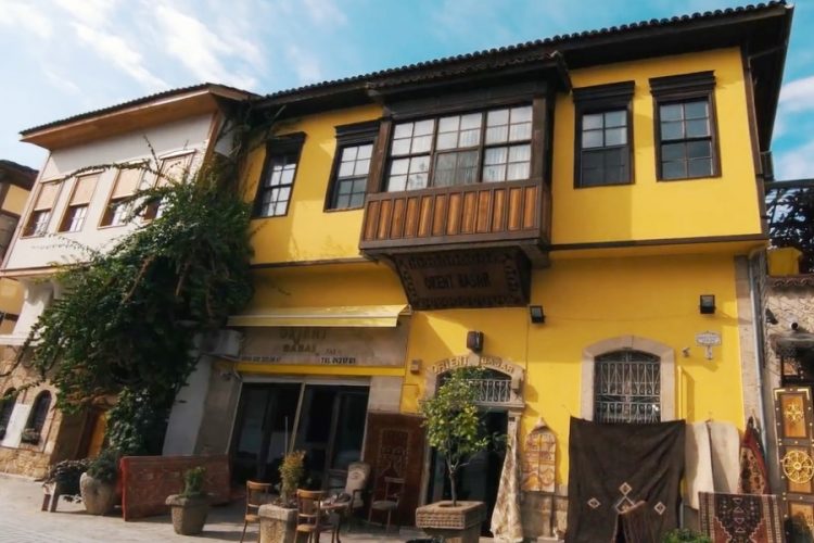 Турция ожидает еще большего удара - карантин ввели поздно