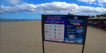 Пляжи, рестораны и кафе Дананга снова открыли