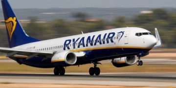 новость 02-05-2020 Ryanair намерена сократить до 3000 рабочих мест