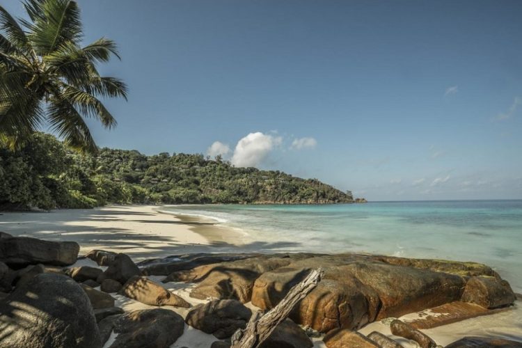 новость 22-05-2020 Сейшельские острова открываются для иностранных туристов