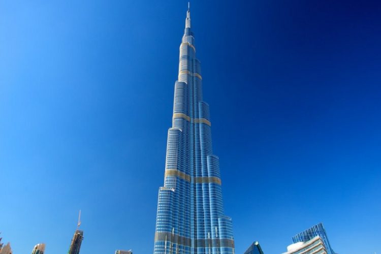 новость 29-05-2020 27 мая для туристов открылся небоскреб Бурдж Халифа