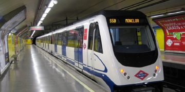 новость 25-05-2020 Торговые автоматы по продаже масок появятся в метро Мадрида