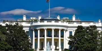 новость 26-05-2020 США запрещают въезжать путешественникам из Бразилии