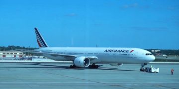 Air France, KLM и Lufthansa требуют от пассажиров ношение масок