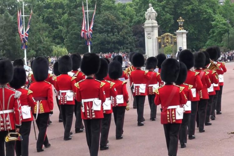 Карантин в Великобритании остается обязательным не для всех