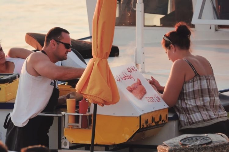 Стоит ли ожидать скидки в отелях Чехии?