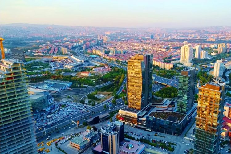 Турецкие адвокаты подают иск против Китая из-за пандемии