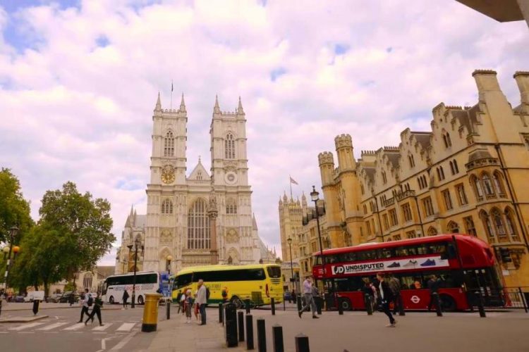 Лондон освободит дороги от фургонов