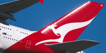 Представители Qantas рассказали, когда планируют возобновить полеты