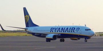 Авиакомпания Ryanair стала худшей в вопросах компенсаций пассажирам