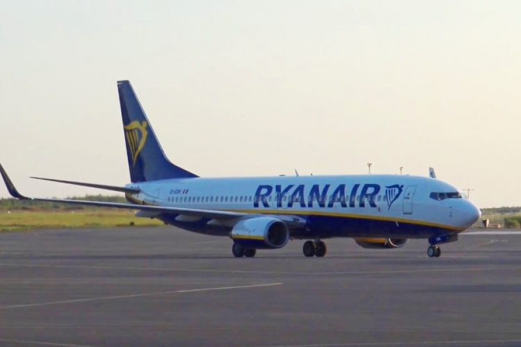 Авиакомпания Ryanair стала худшей в вопросах компенсаций пассажирам