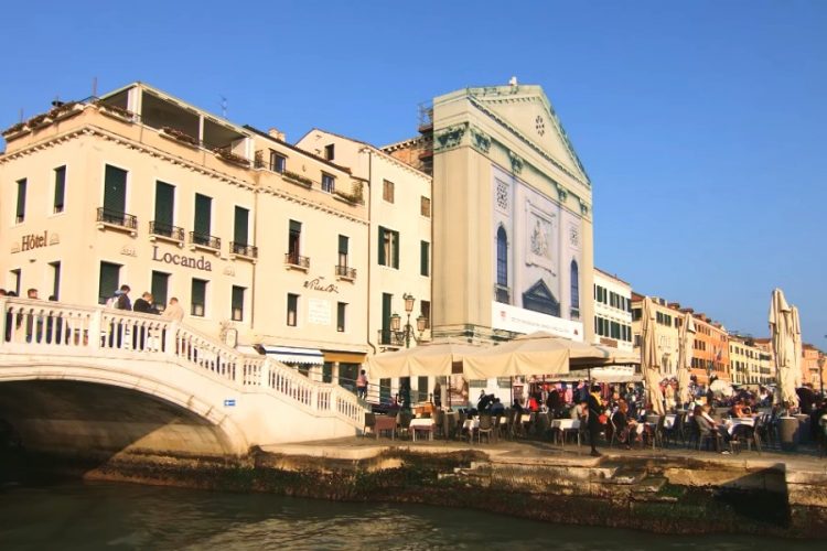 Венеция планирует изменить отношение к массовому туризму