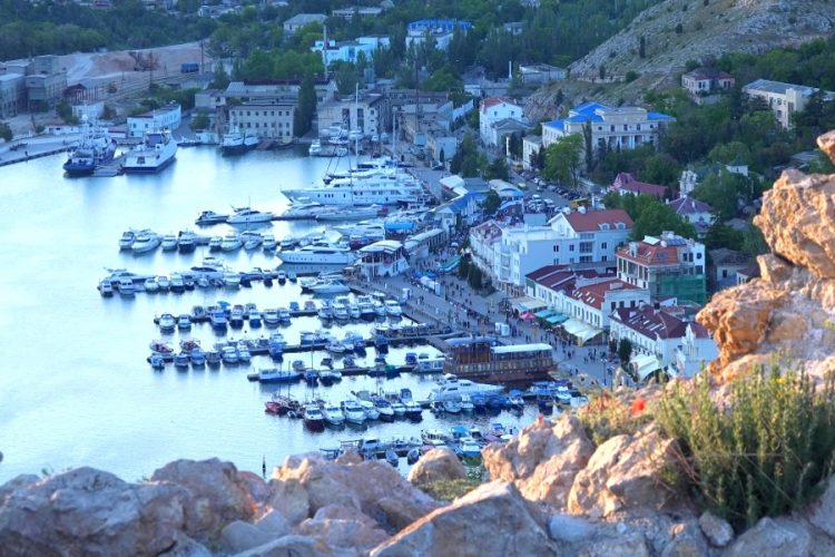 В отелях Крыма уже отменили 40% броней на лето