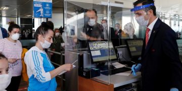 новость 25-06-2020 Турция откроет центры тестирования на коронавирус в аэропортах