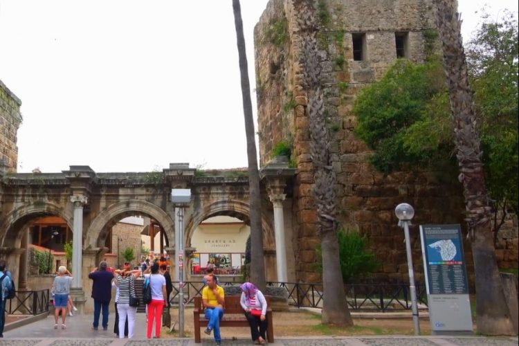 Турция прогнозирует 70% загрузку отелей в июле