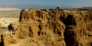 Туристам порекомендовали осторожно планировать отдых после снятия карантинных ограничений