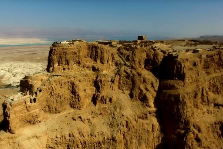 Туристам порекомендовали осторожно планировать отдых после снятия карантинных ограничений