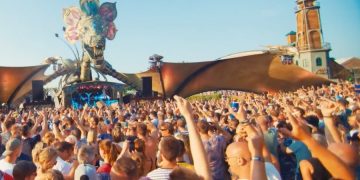 Tomorrowland в этом году можно посетить онлайн