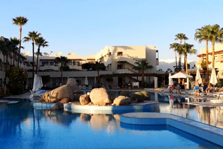 Российские туристы оценили возможность провести отпуск на карантине