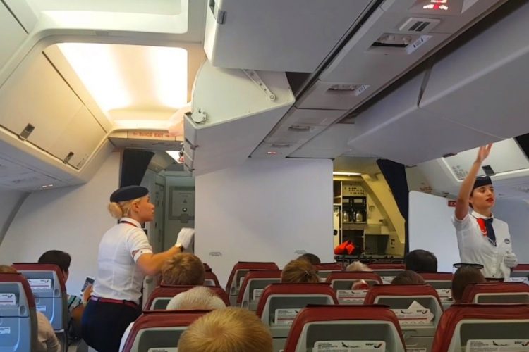 Аэропорты Турции изменили позицию относительно тестов на коронавирус