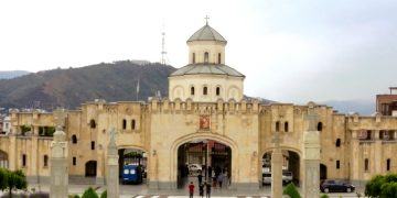 Грузия продлевает запрет на международные рейсы