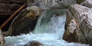Исчезло популярное среди туристов озеро в Сочи