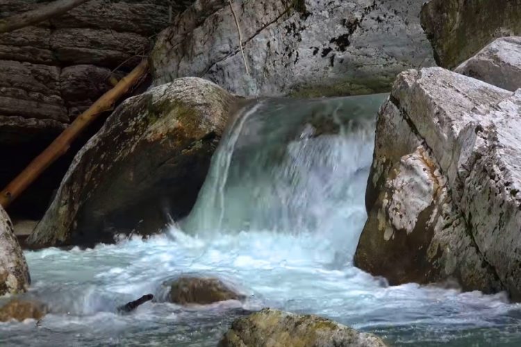 Исчезло популярное среди туристов озеро в Сочи