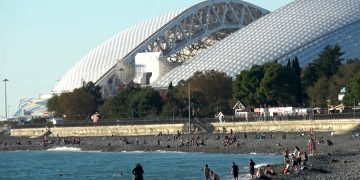 Стало известно о массовом недопуске туристов на курорты Сочи