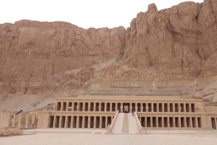 Египет предлагает льготы авиакомпаниям