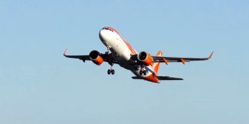 Авиакомпания easyJet меняет рекомендации относительно ручной клади