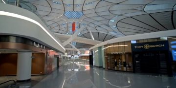 В Пекине отменили сотни рейсов из-за коронавируса