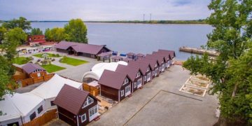 новость 25-07-2020 Волжские базы отдыха наводнены туристами под завязку