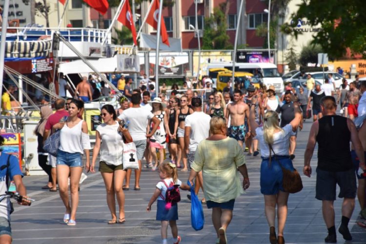 новость 10-07-2020 Туристический поток в Анталью в июле вырос до 27 тысяч