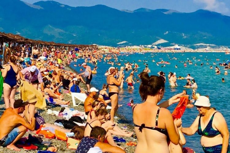 новость 13-07-2020 На высокий спрос на курорты РФ пожаловались туроператоры